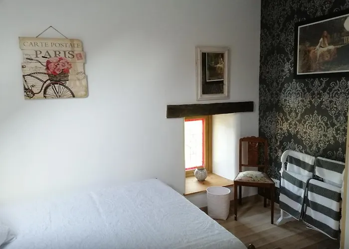Captivating 2-Bed House in Saint-Leger-Magnazeix