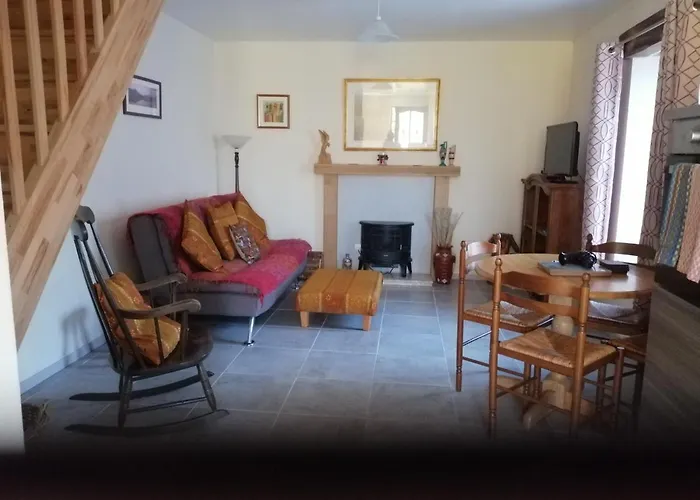 Captivating 2-Bed House in Saint-Leger-Magnazeix